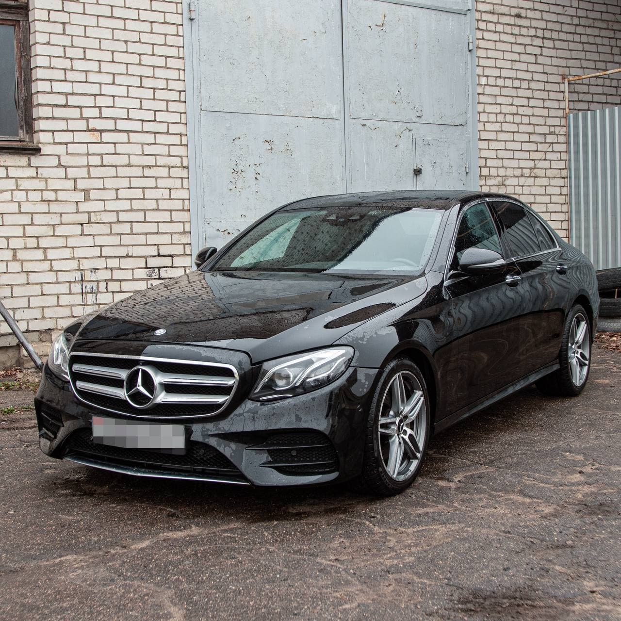 Mercedes-Benz E220, фото 1